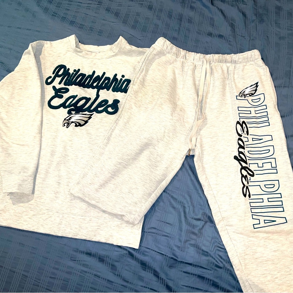 NFL Philadelphia Eagles authentic sleepwear set in the size Large